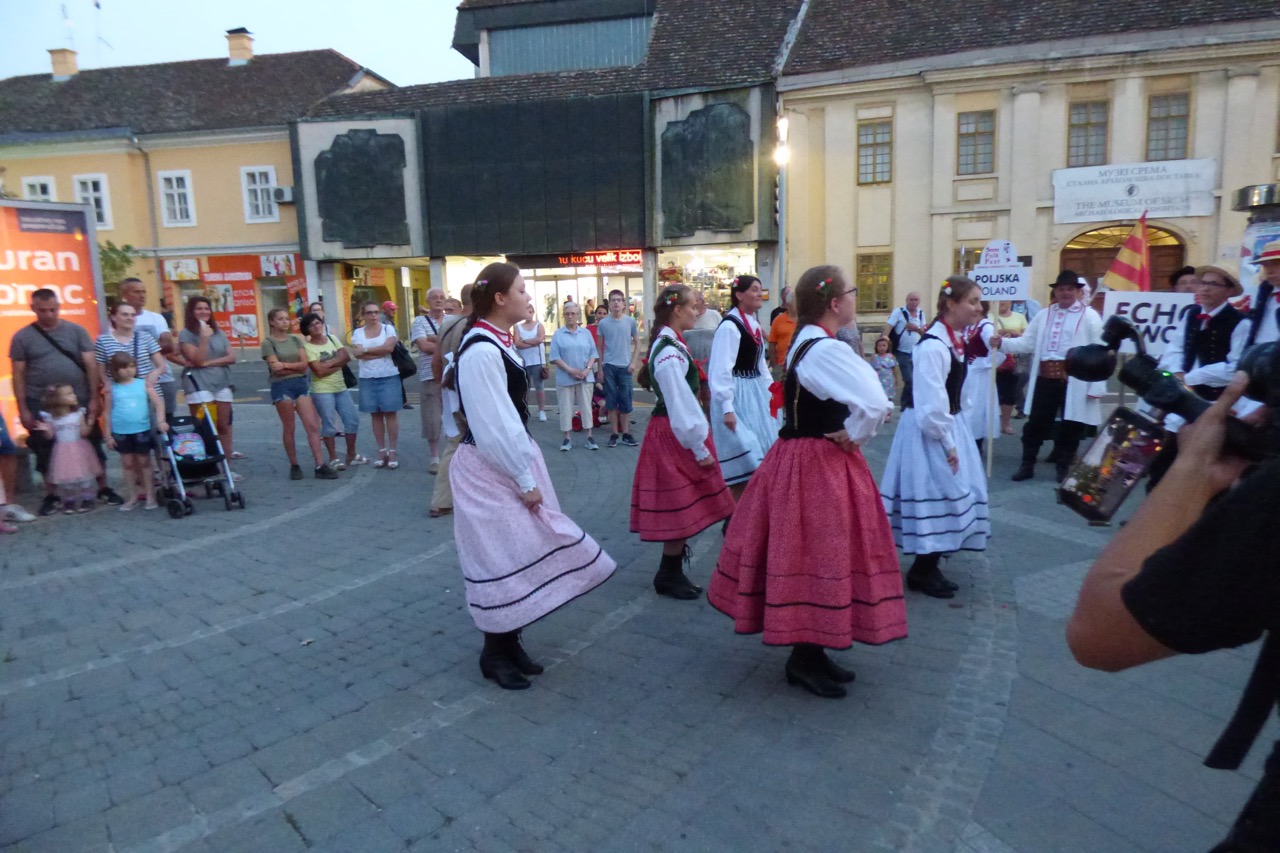 P1210107